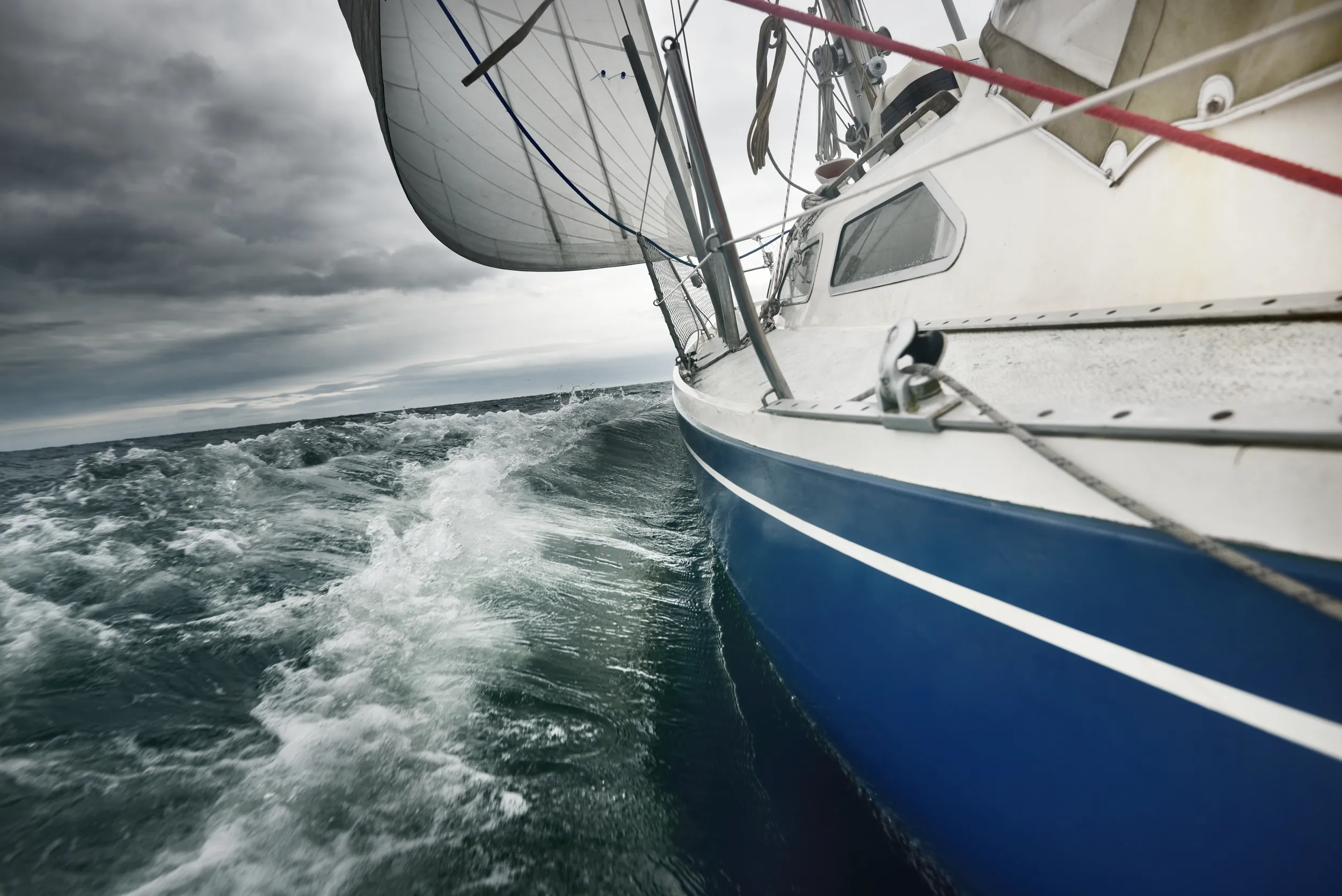 acco 2025 boat passing through ocean waves